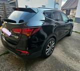 Hyundai SANTA FE 2.4 GDI Family 2WD Family - gebrauchte Hyundai SANTA FE aus dem Jahr 2017