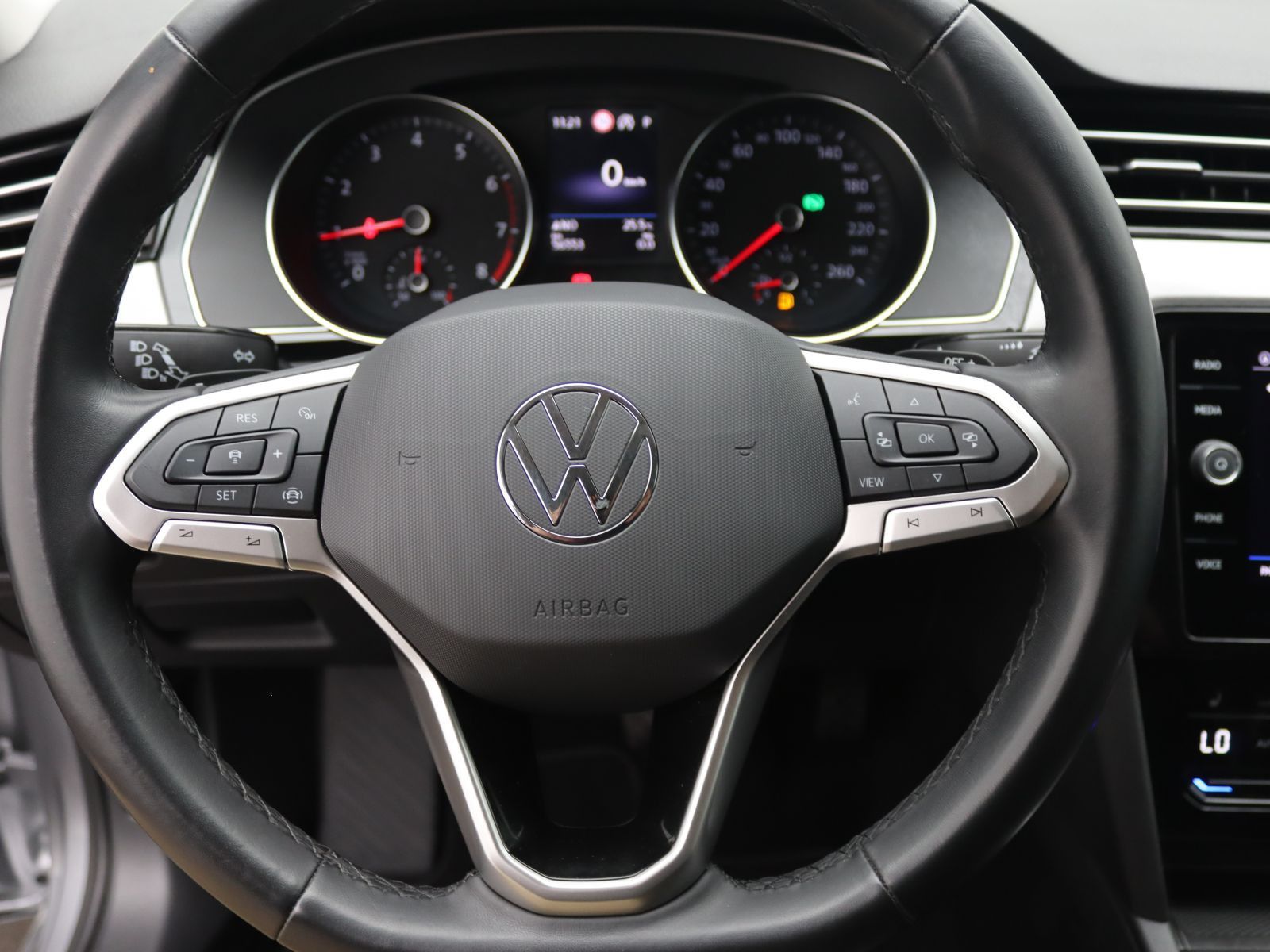 Volkswagen Passat Variant - Bild 19