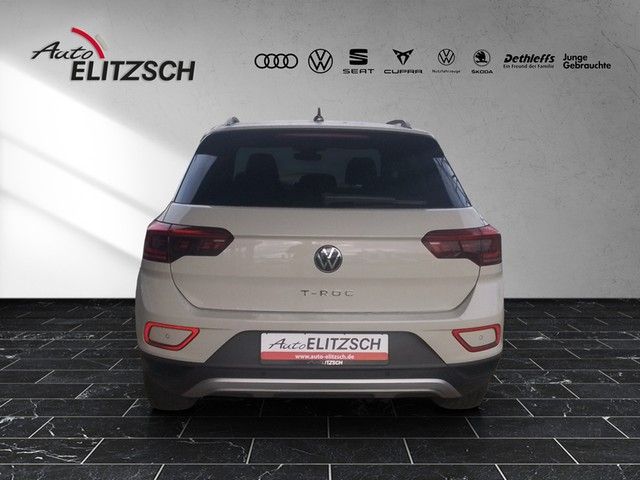 Fahrzeugabbildung Volkswagen T-Roc Move Matrix ACC PDC Climatronic AID SH LM