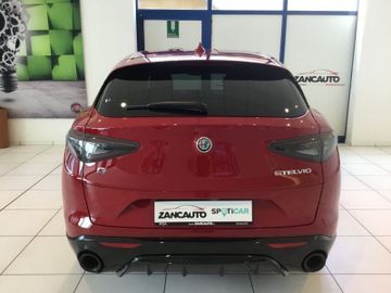 Alfa-Romeo Stelvio - 6