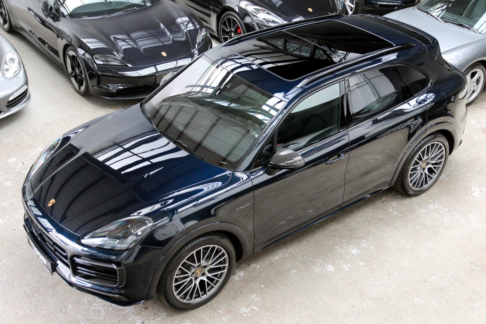 Porsche Cayenne E-Hybrid PlatinumEd SportDesign Carbon