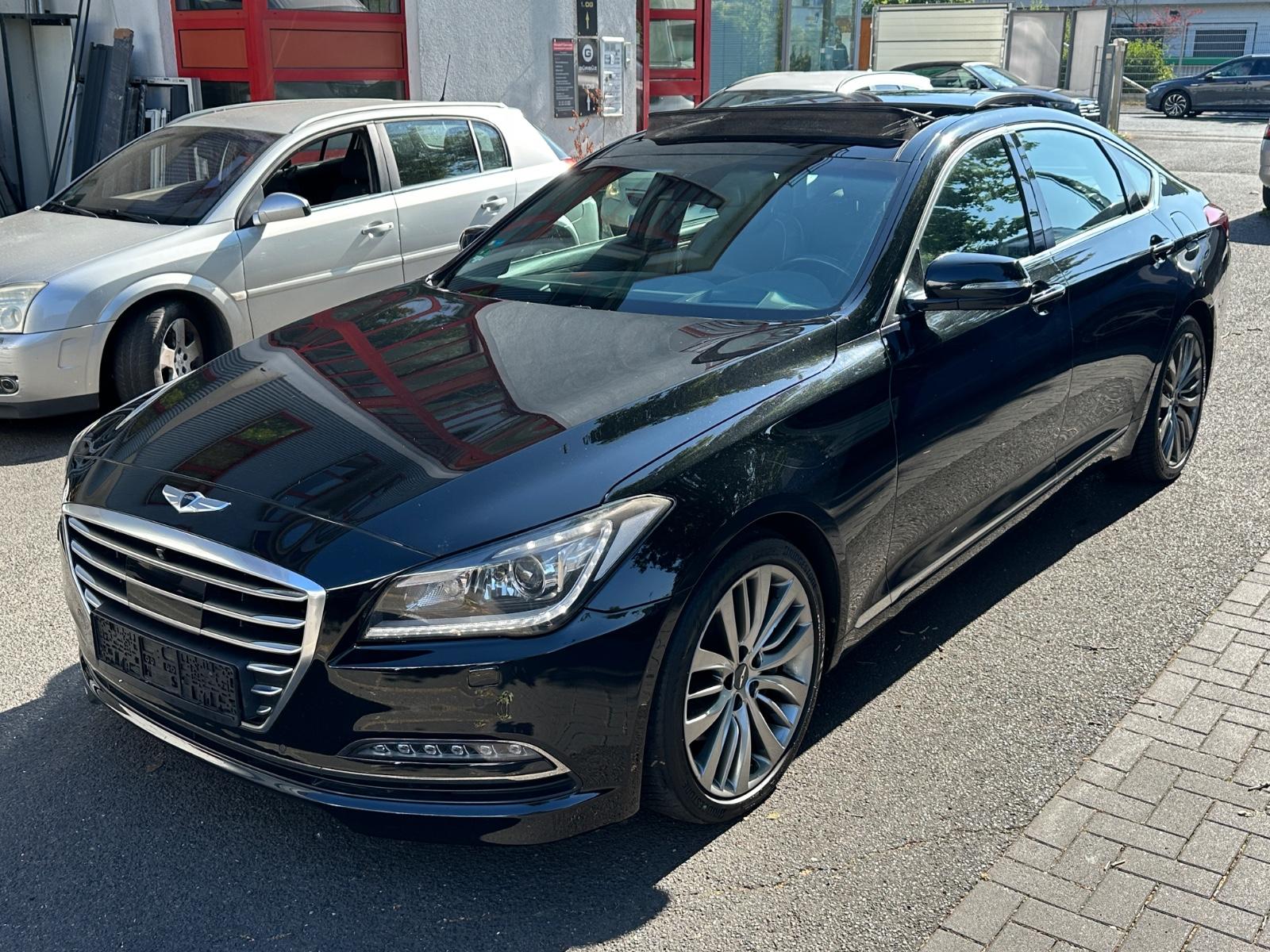 Hyundai Genesis 3.8~PANO~LEDER~RFK~