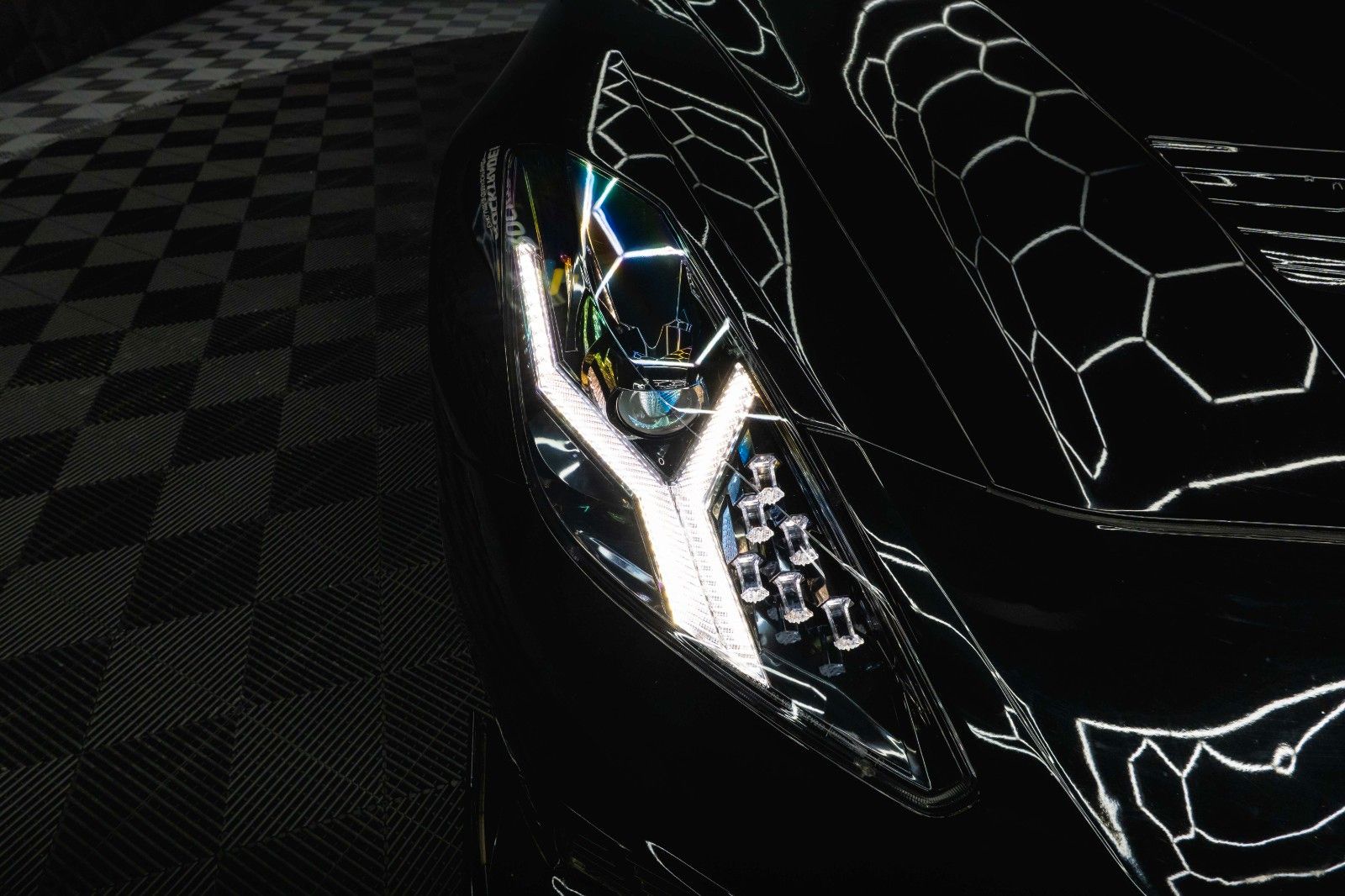 Fahrzeugabbildung Corvette C7 6.2 V8 Stingray 3LT Z06-Design Targa Perform.