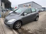 Mercedes-Benz A 160 BlueEFFICIENCY NAVI , SITZHEIZUNG , EURO5 - Mercedes-Benz A 160: Blueefficiency