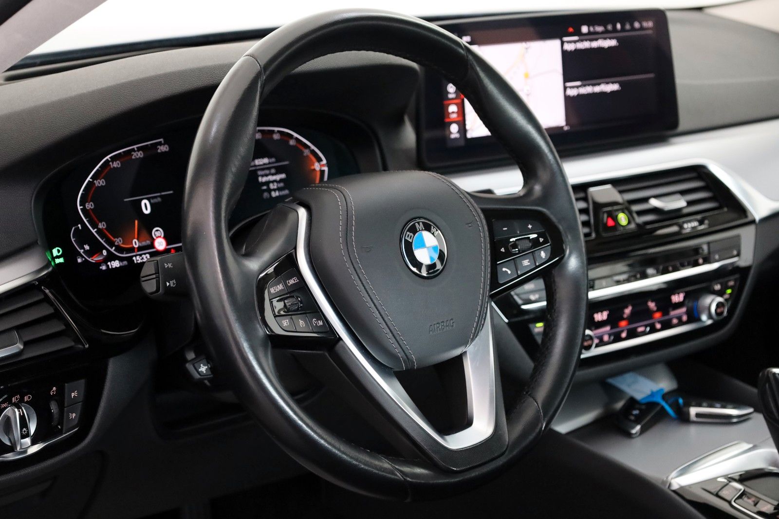 Fahrzeugabbildung BMW 520iA Lim. Leder,Navi,LED,HeadUp,Apple CarPlay