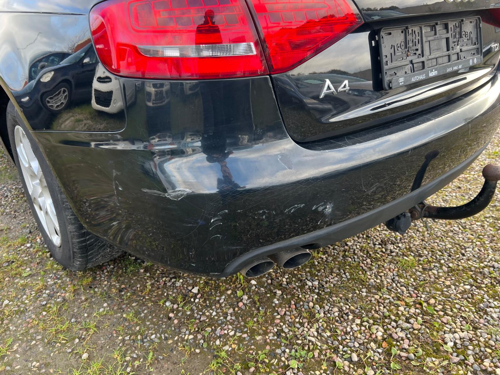 Audi A4 2011 — photo 19