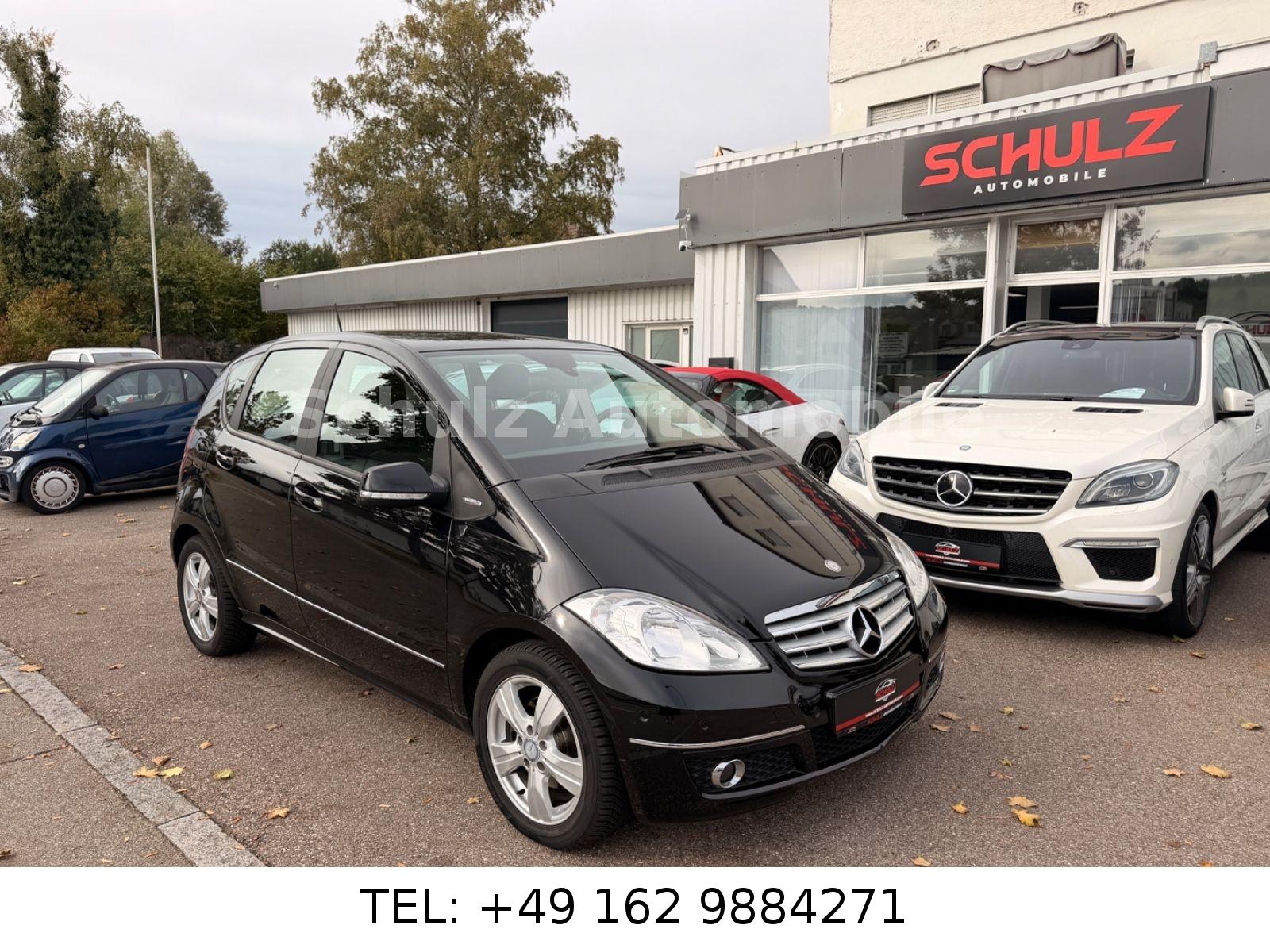 Mercedes-Benz A180 Automatik *TÜV/PDC/SHZ/ALLWETTER/SCHECKHEFT
