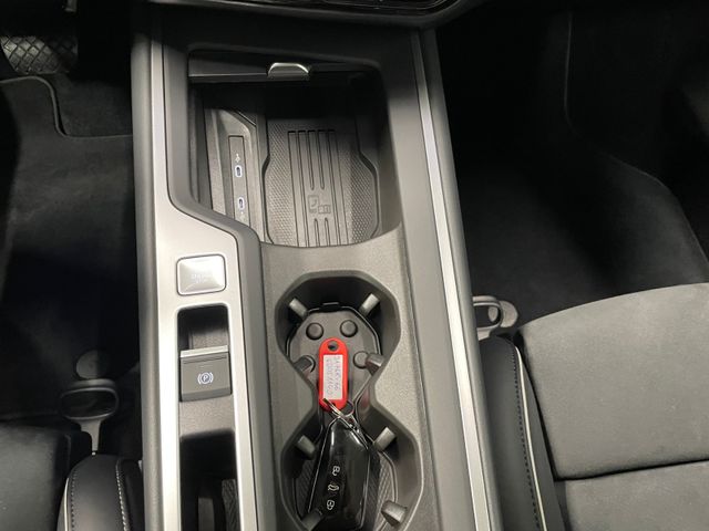 Passat Variant Business 1.5 eTSI DSG LED ACC RFK