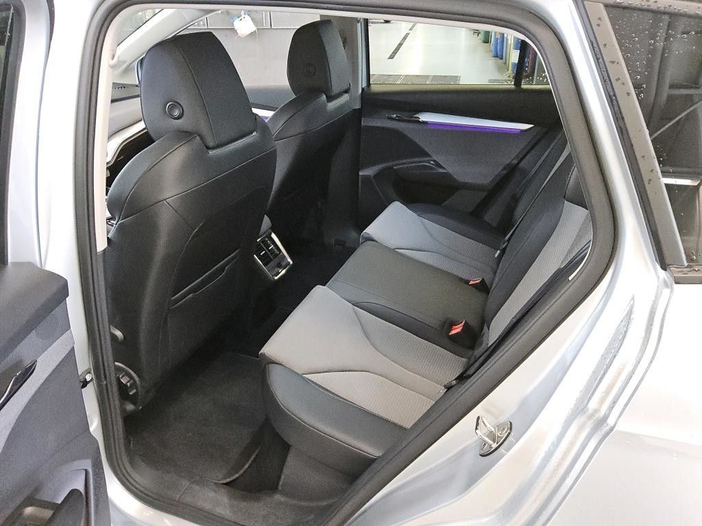 Skoda Enyaq - Bild 8