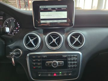 Mercedes A 180 - 11
