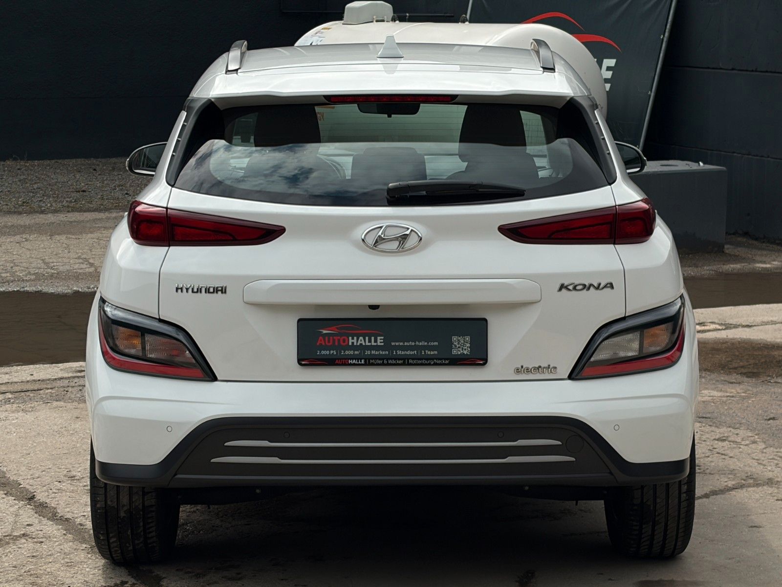 Fahrzeugabbildung Hyundai KONA E Select ACC PDC CAM SHZ LKAS CarPlay