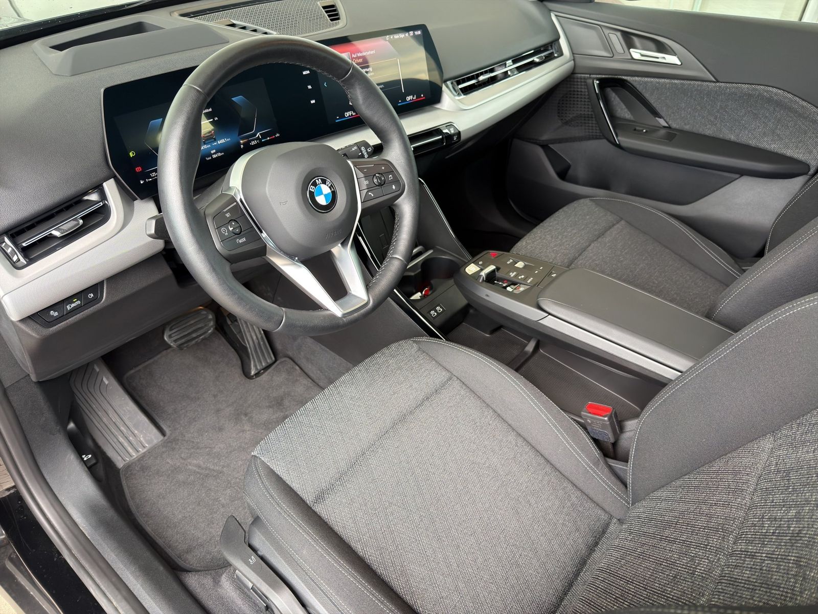 BMW X1 xDrive20d HUD.DriveA .Komfort.LED.Navi.SH foto 6