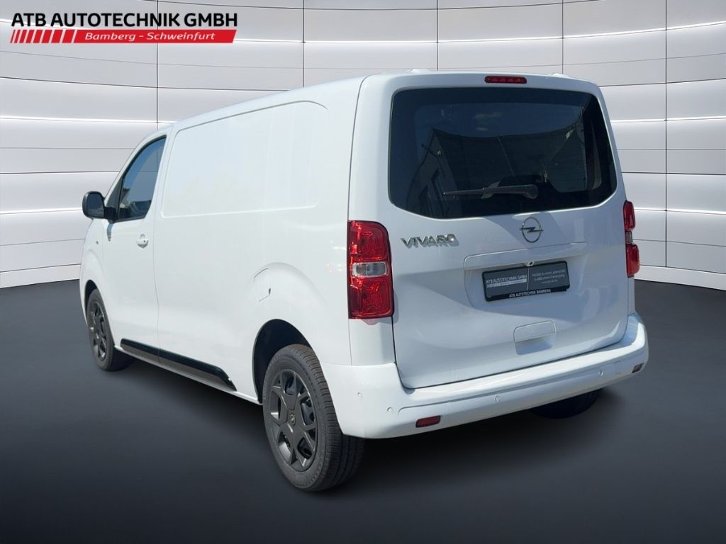 Fahrzeugabbildung Opel Vivaro erhöhte Nutzlast M Laderaumboden und Seit