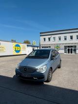Mercedes-Benz Mercedes Benz B150 - gebrauchte Mercedes-Benz B 150 aus dem Jahr 2008
