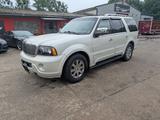 Lincoln Navigator - Lincoln: Geländewagen