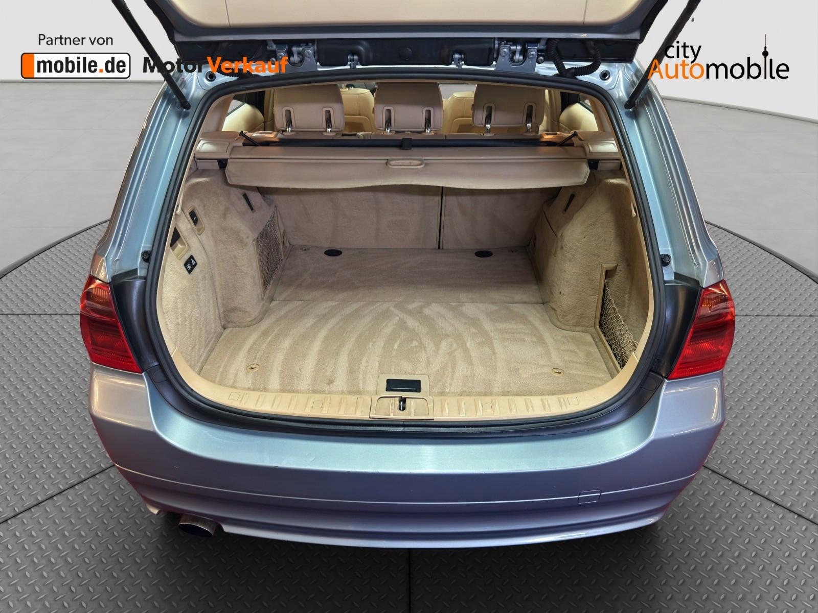 BMW 320 2006 — photo 16