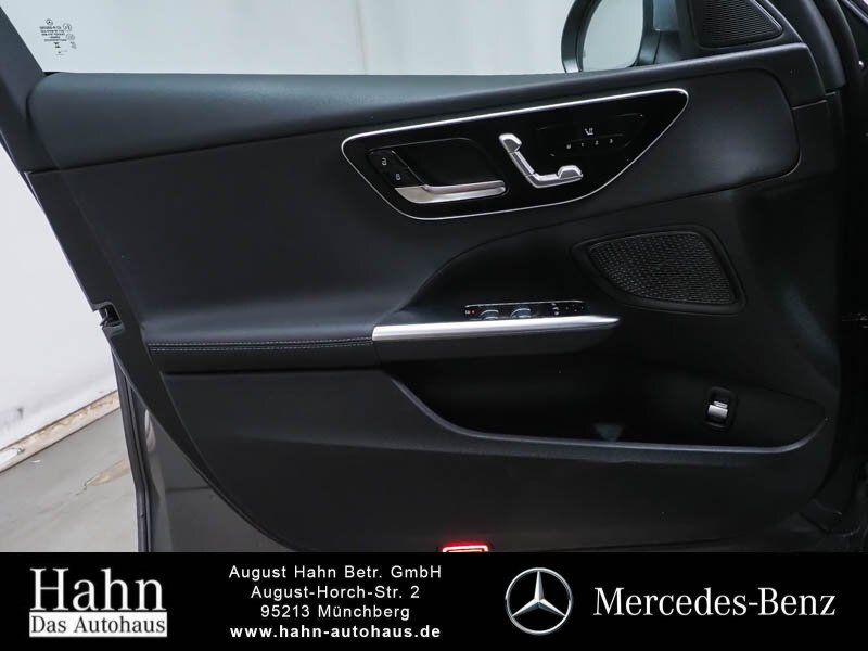 Fahrzeugabbildung Mercedes-Benz C 180 AVANTGARDE/LED/360/MEMORY/TOTW./WINTER/..