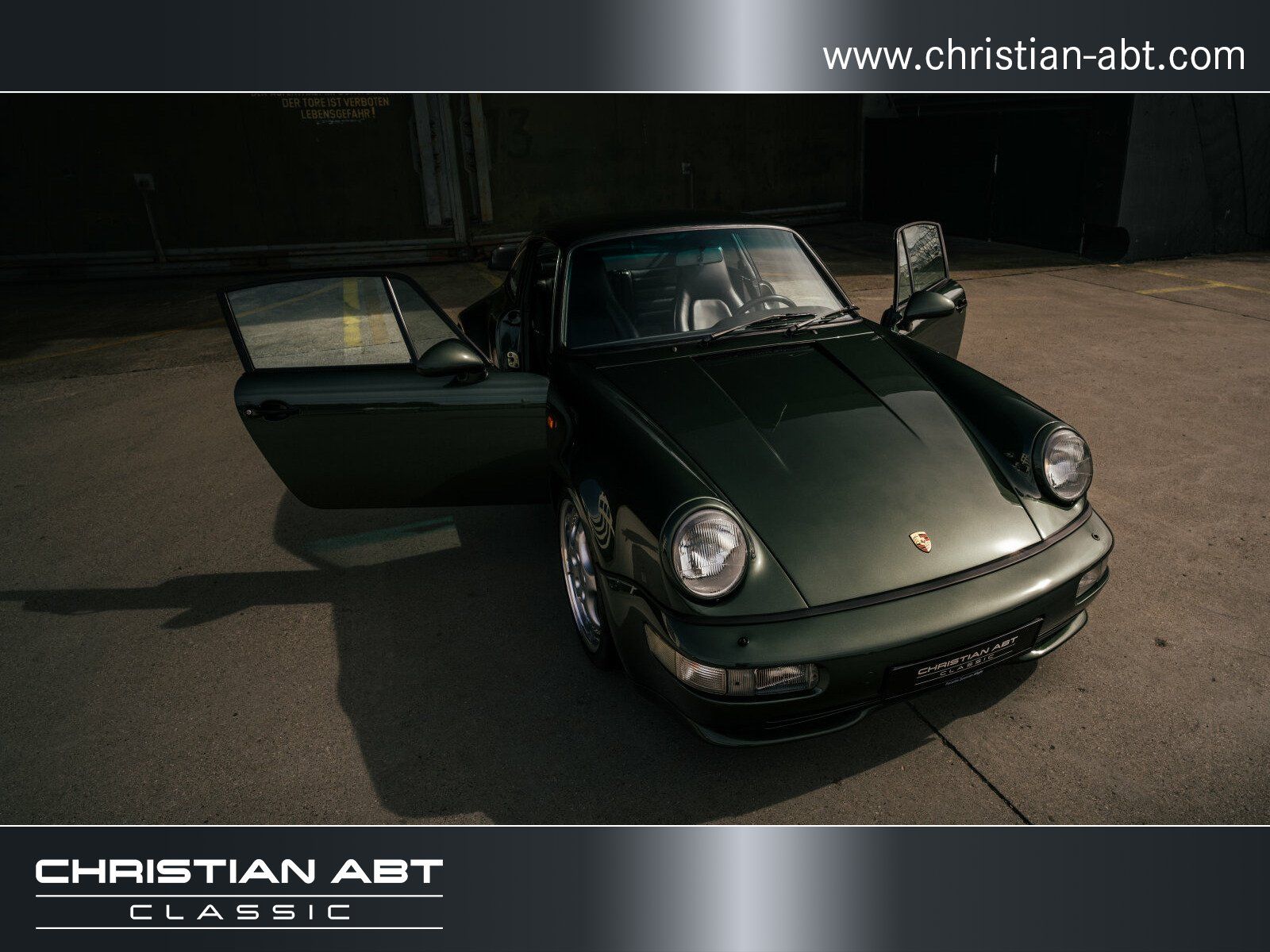 Fahrzeugabbildung Porsche 964 Turbo oak green metallic * perfekter Zustand