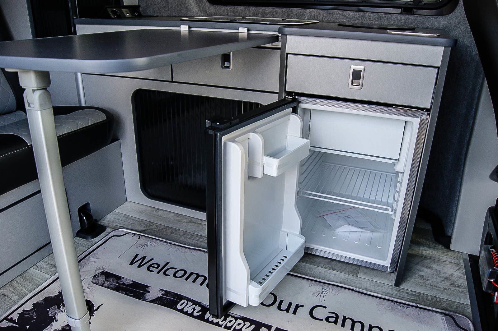 Fahrzeugabbildung Volkswagen T6 Camper =CALIFORNIA EDITION= AUSBAU NEU !!!
