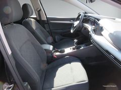 VW Golf VIII 1.5 TSI Life LED Navi Rfk DAB 16'' Lan VW Golf VIII 1.5 TSI Life LED Navi Rfk DAB 16'' Lan