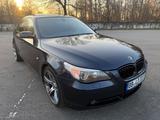 BMW 550i Gepflegt Gute Ausstattung  - blaue BMW 550
