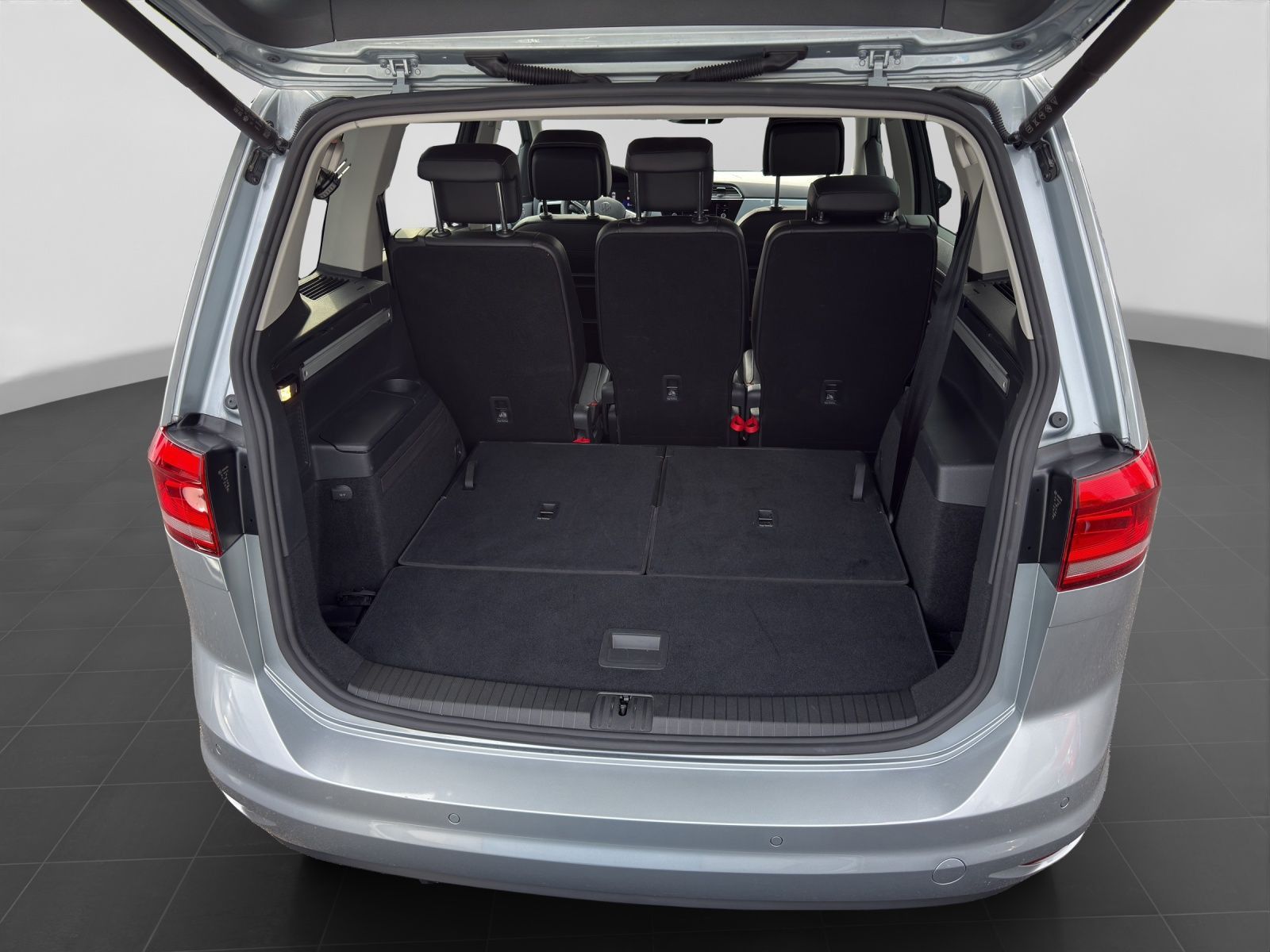 Volkswagen Touran - Bild 17