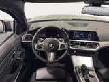 BMW 3 320i xDrive M-Sport *NAVI*LED*KAMERA*AMBIENTE* - BMW 320 mit Benzin-Antrieb: Limousine, 320i