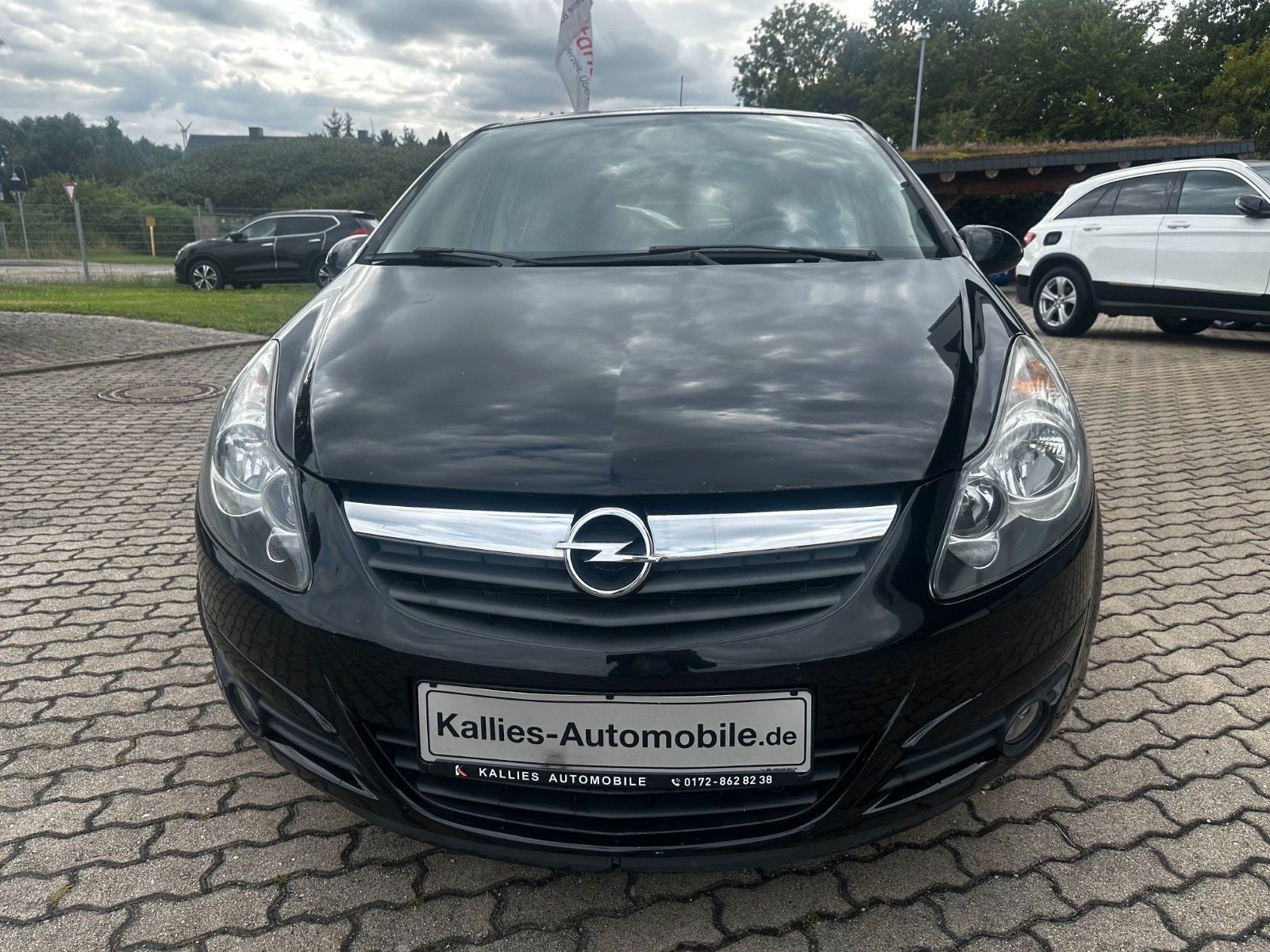 Fahrzeugabbildung Opel Corsa D Edition Automatik, Klima