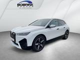 BMW iX xDrive40 Elektro Sportpaket Soft-Close AHK - gebrauchte BMW iX aus dem Jahr 2022