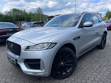 Jaguar F-Pace - 1