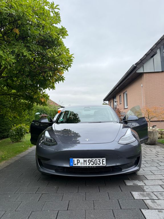Image of Tesla Model 3