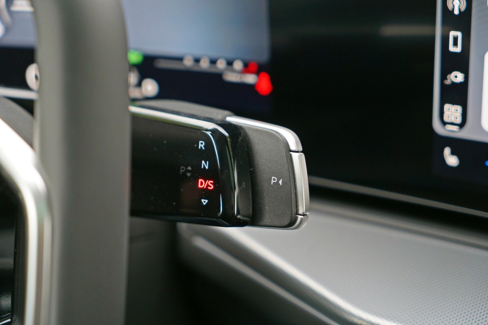 Audi Q3 SUV e-hybrid AHK S-LINE PANO TECH PRO MATRIX foto 20