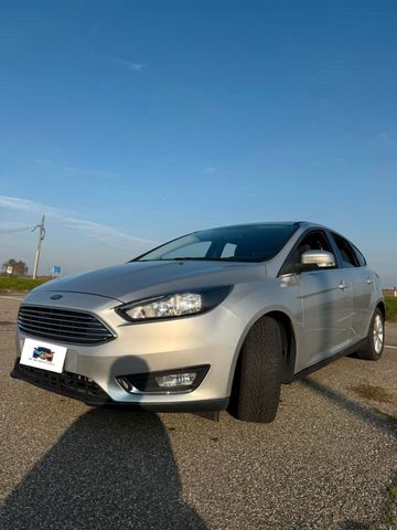 Ford Focus 1.5 TDCi 120 CV Titanium TAGLIANDI FO