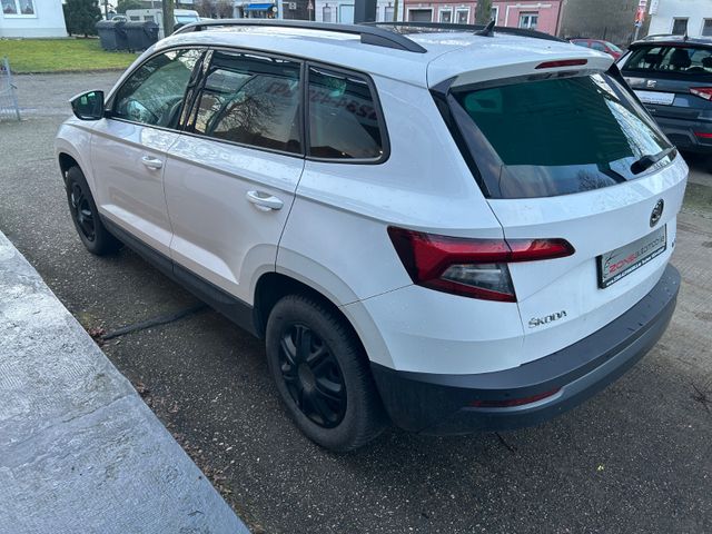 Fahrzeugabbildung Skoda Karoq 2.0 TDI 4x4+el.Panorama+Navi+AHK+CarPlay+