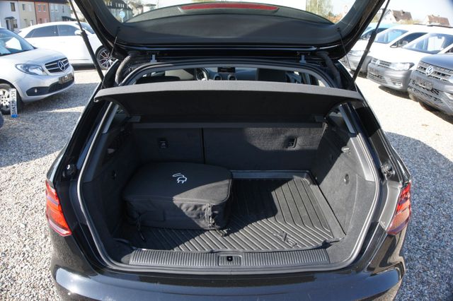 Fahrzeugabbildung Audi A3 Sportback 40 1.4 TFSI e-tron NAVI SHZ LED ACC