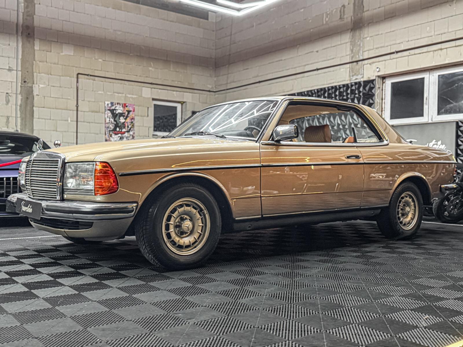 Mercedes-Benz CE 230*C123*PERFEKT-RESTAURIERT*NOTE-1-*ZUVERLÄS