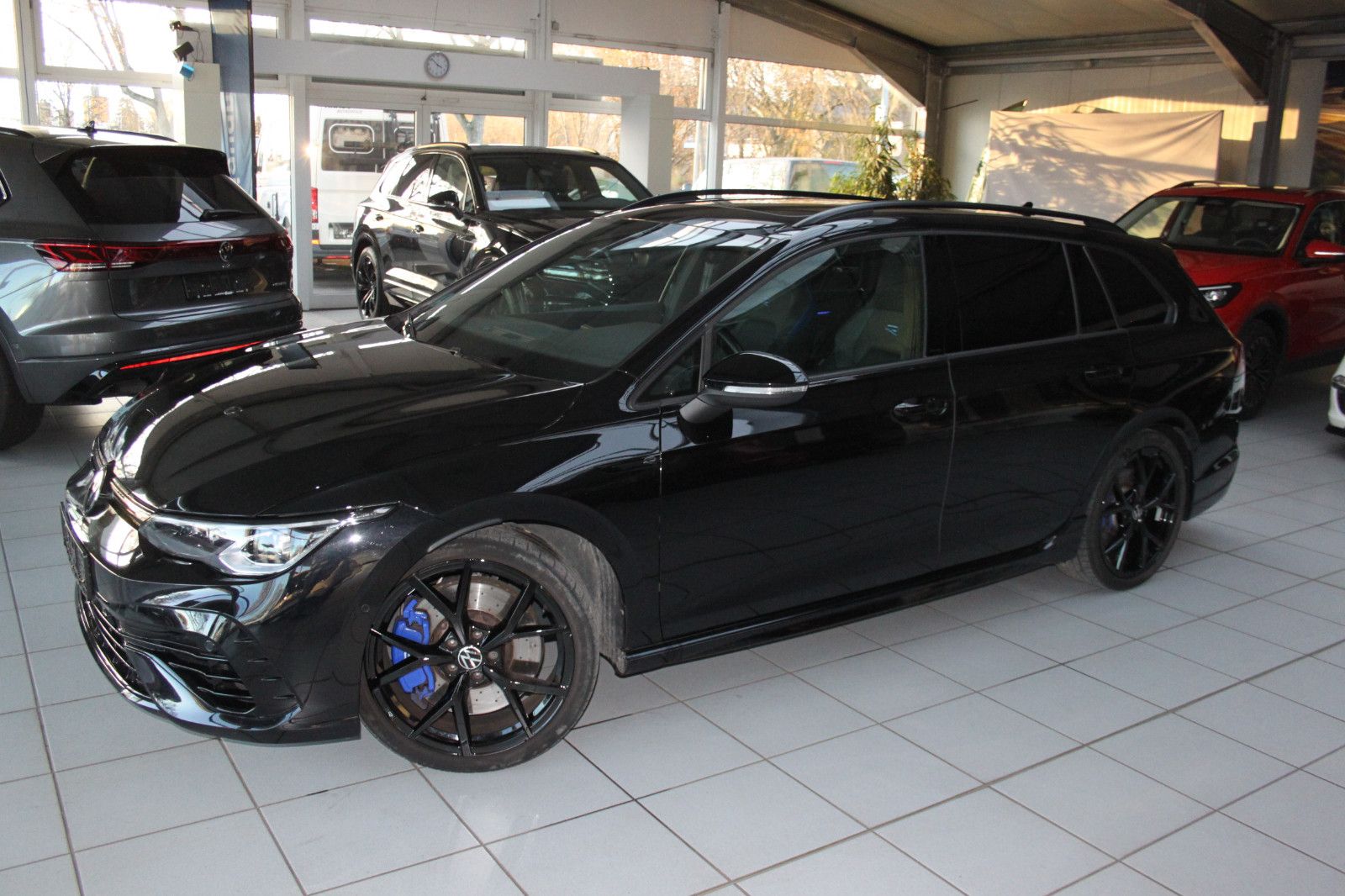 Volkswagen Golf VIII Variant R DSG PANO LEDER IQLED H&K BLC foto 3