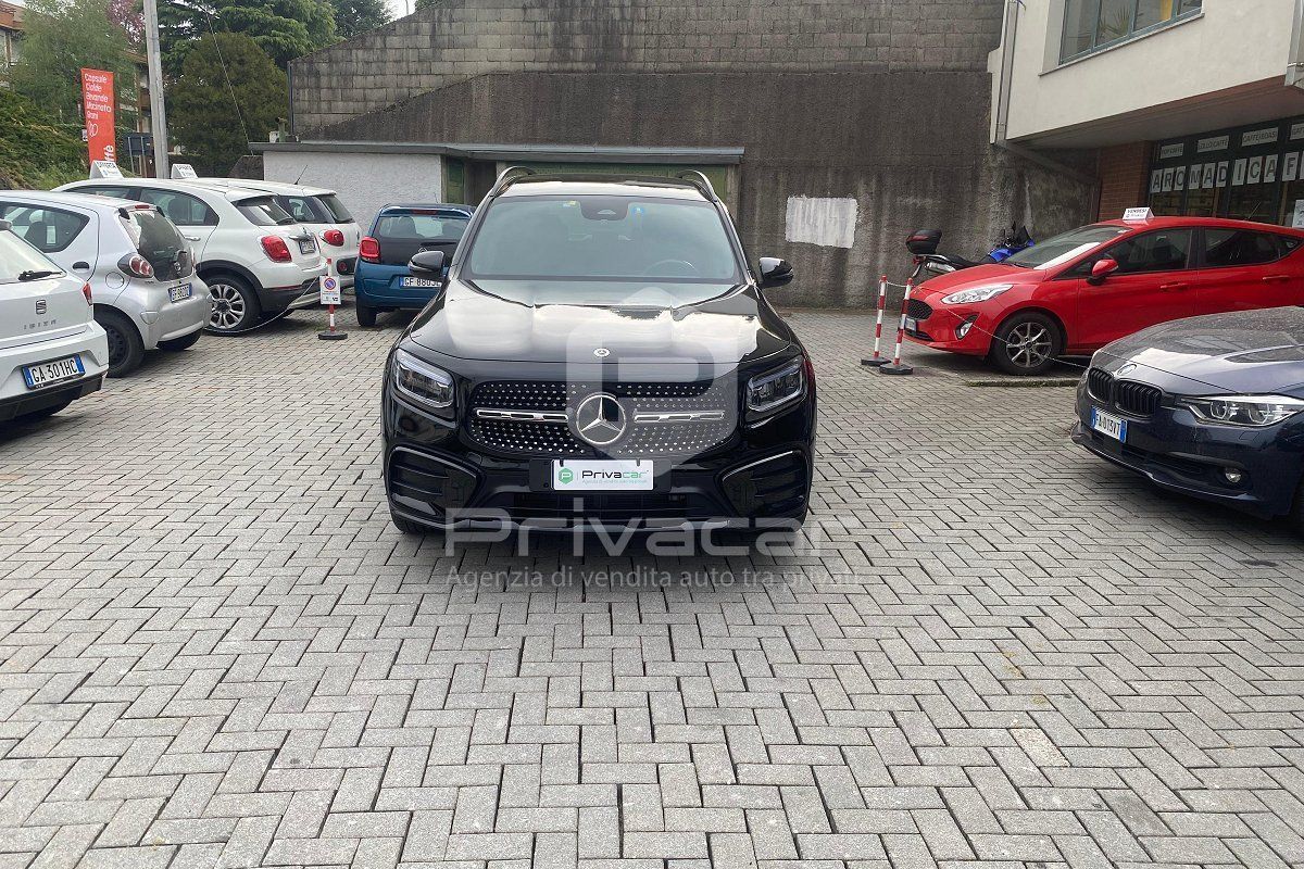 Mercedes-Benz MERCEDES GLB 200 d Automatic 4Matic AMG Line Pre imagem 2