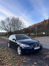 BMW 530xd A touring - 4x4 3.0d - BMW 530 mit Diesel-Antrieb: Kombi, 3.0