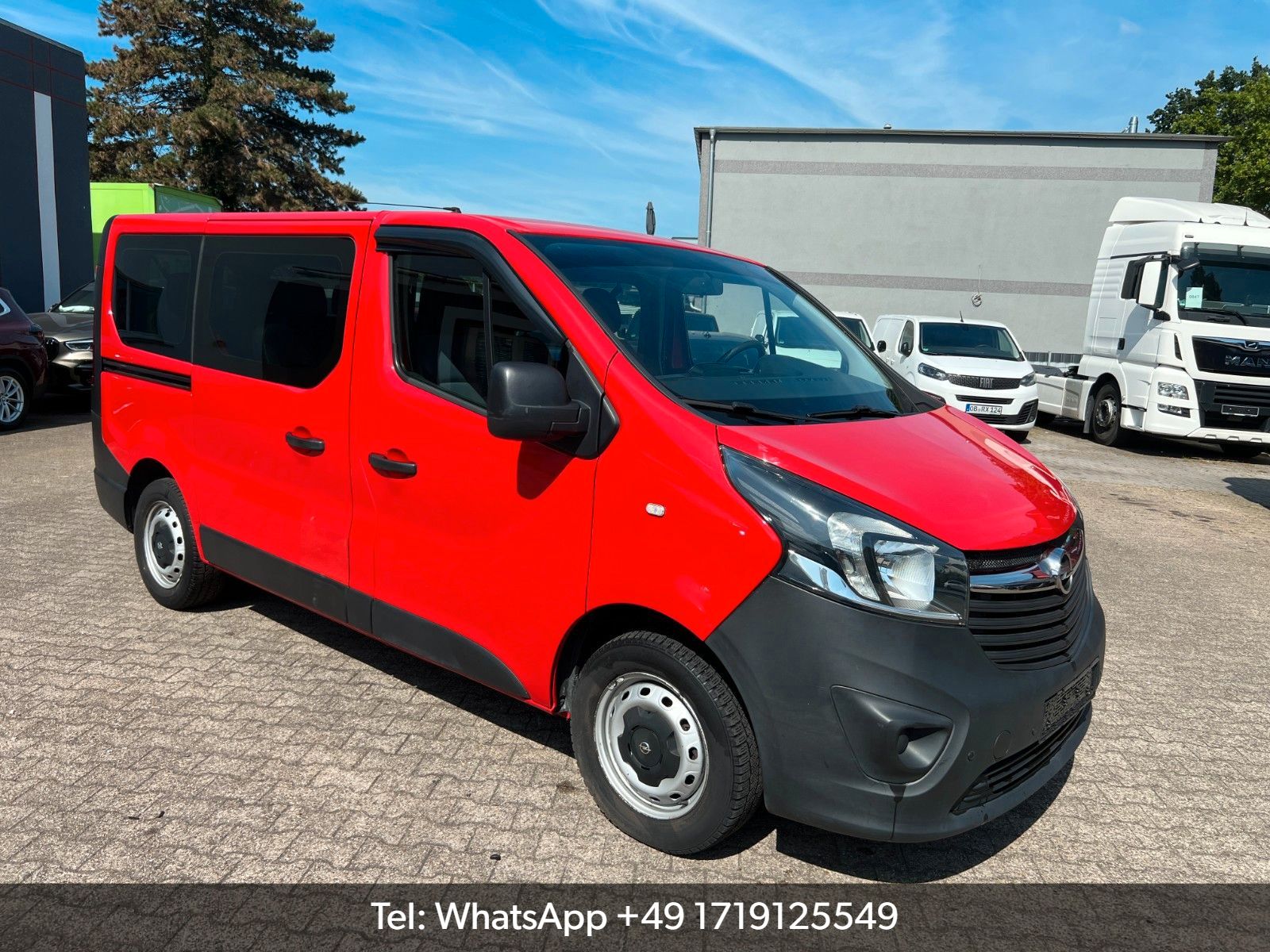 Opel Vivaro - 1