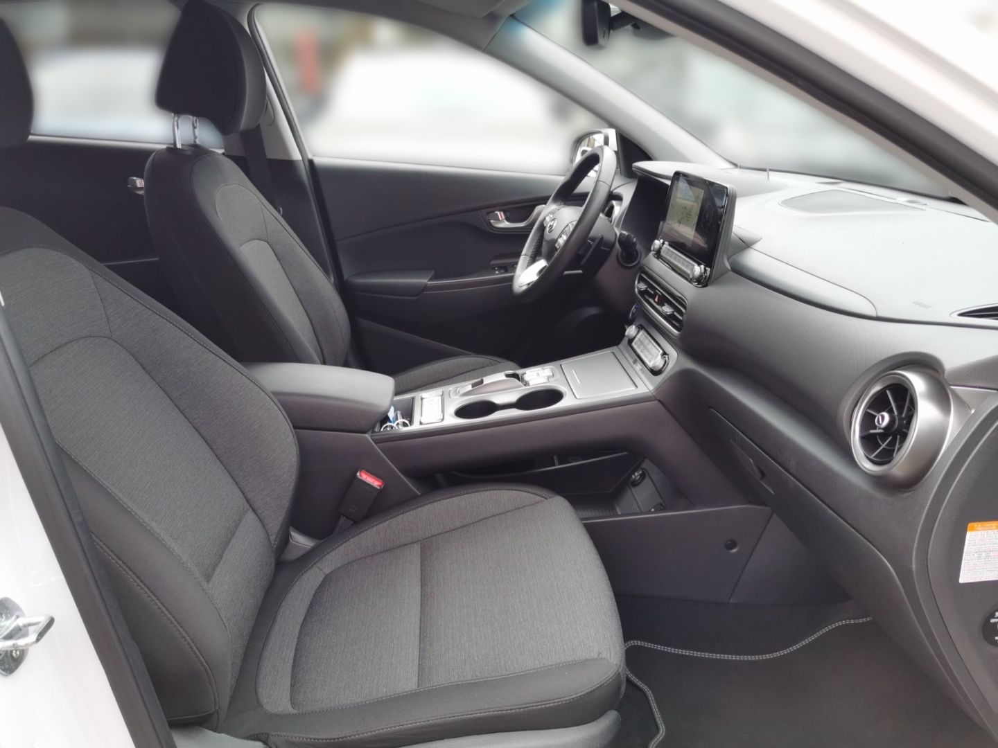 Fahrzeugabbildung Hyundai KONA Elektro PRIME Navi LED HUD el. Sitze Kamera