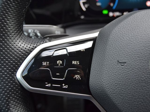 Golf VIII GTI 2.0 TSI DSG 18-ZOLL+SFW/LED/NAVI+V