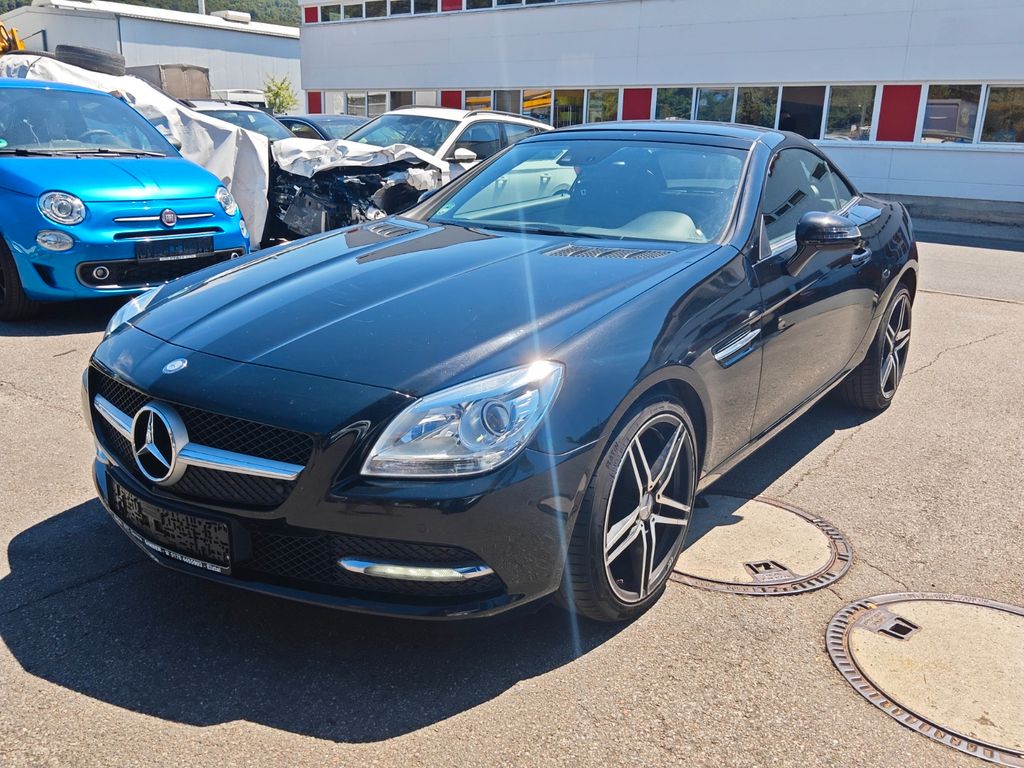 Mercedes-Benz SLK 200
