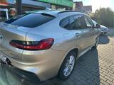 BMW X4 xDrive30i AT xLine - BMW X4 xLine mit Benzin-Antrieb