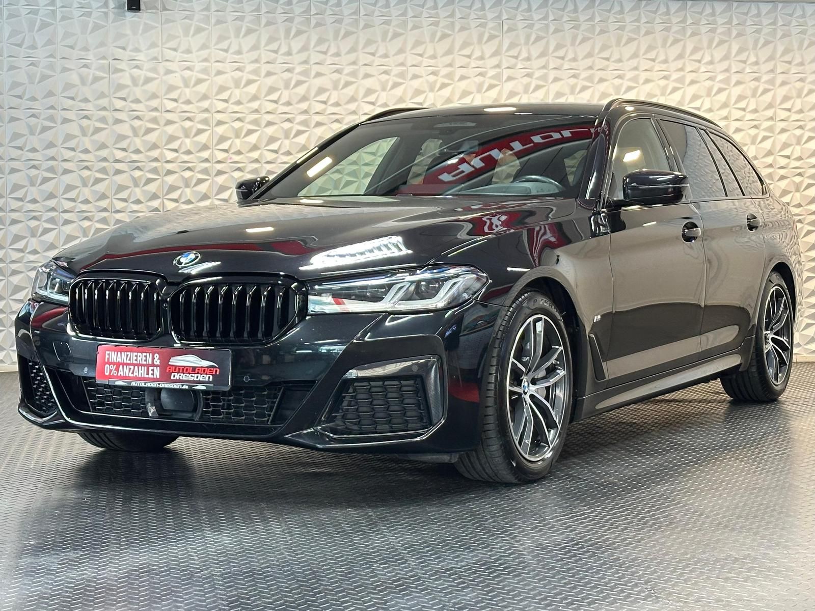 BMW 540i xDRIVE M SPORT PAKET *ACC#LASER#SHZ#HUD#VC - Image 4