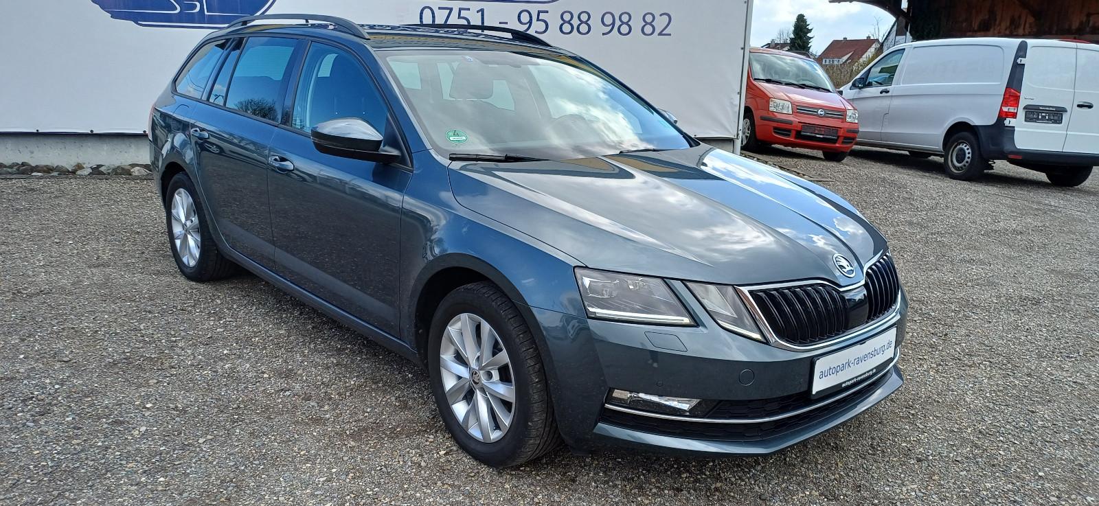 Skoda Octavia Combi Style 4x4 DSG AHK