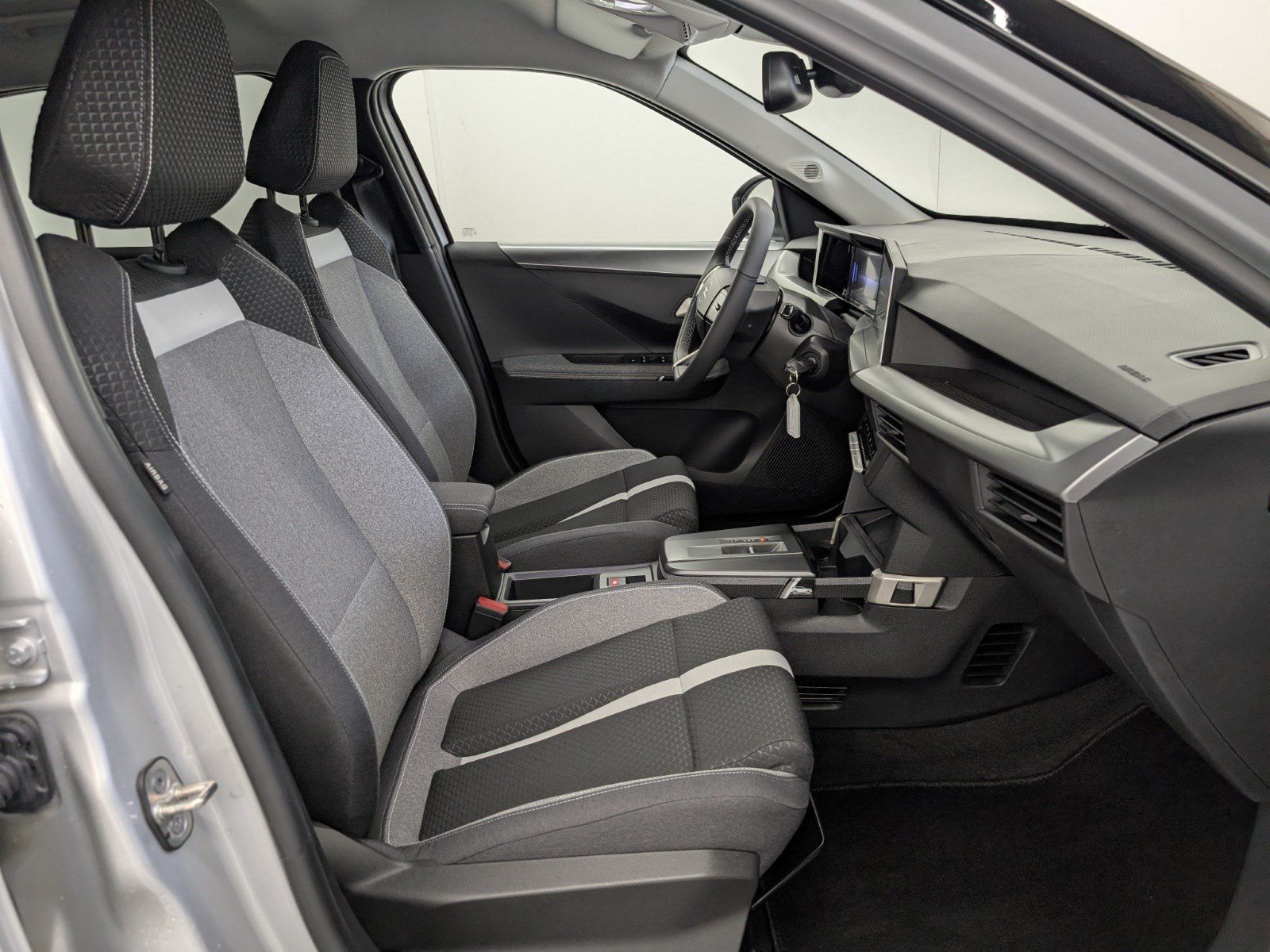 OPEL Frontera  1.2 GS Hybrid Navi LED Kamera – Bild 12