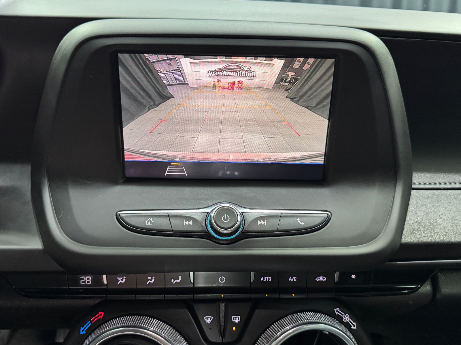 Fahrzeugabbildung Chevrolet Camaro Coupé SS LT1|SCHALTER|NAVI|LEDER