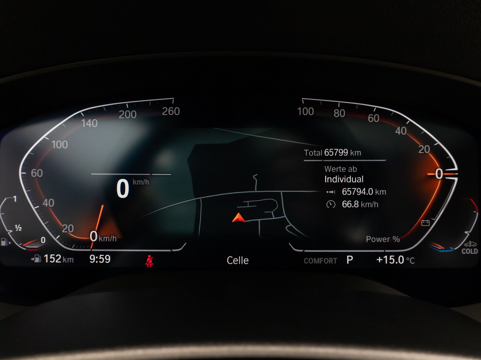 Fahrzeugabbildung BMW 530i Kamera Glasdach DAB Lenkrhzg Klima-4. Alarm