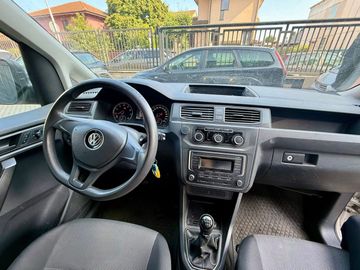 Volkswagen Caddy - 10